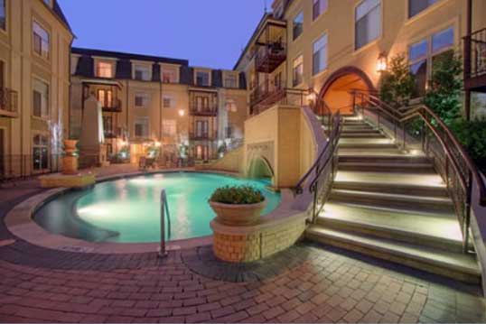 Trianon Pool